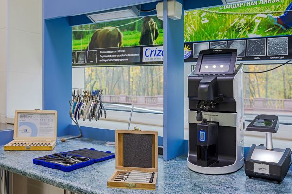 Магазин оптики VitOptica на Фрунзе 15